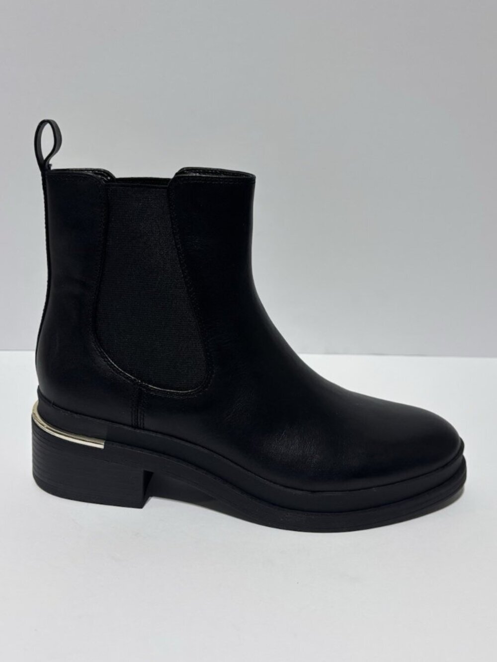 Kenneth Cole Women’s Levon 2.0 Welt Chelsea Boots Black, Size 8 M